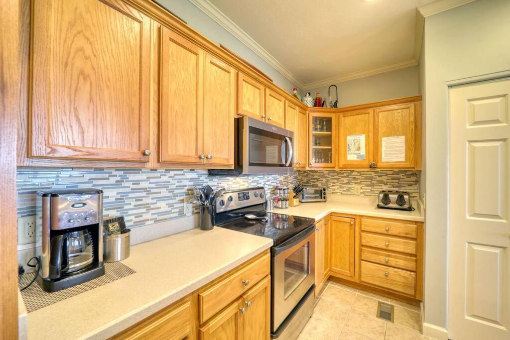 Bucket List Views Sugar Mountain Private Condo - 2Bed, 2Bath, Sleeps 6, Panoramic Views Of Mountains From Large Deck, Short Drive To Shopping, Restaurants, Cafes & Banner Elk Town المظهر الخارجي الصورة