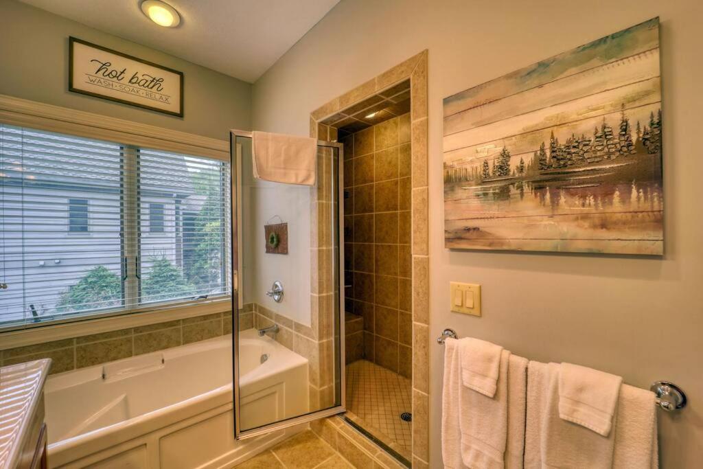 Bucket List Views Sugar Mountain Private Condo - 2Bed, 2Bath, Sleeps 6, Panoramic Views Of Mountains From Large Deck, Short Drive To Shopping, Restaurants, Cafes & Banner Elk Town المظهر الخارجي الصورة
