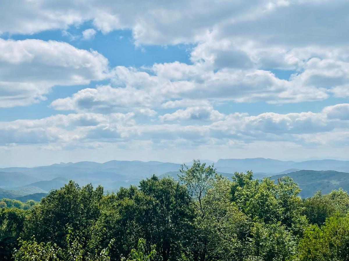 Bucket List Views Sugar Mountain Private Condo - 2Bed, 2Bath, Sleeps 6, Panoramic Views Of Mountains From Large Deck, Short Drive To Shopping, Restaurants, Cafes & Banner Elk Town المظهر الخارجي الصورة
