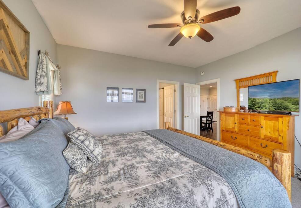 Bucket List Views Sugar Mountain Private Condo - 2Bed, 2Bath, Sleeps 6, Panoramic Views Of Mountains From Large Deck, Short Drive To Shopping, Restaurants, Cafes & Banner Elk Town المظهر الخارجي الصورة