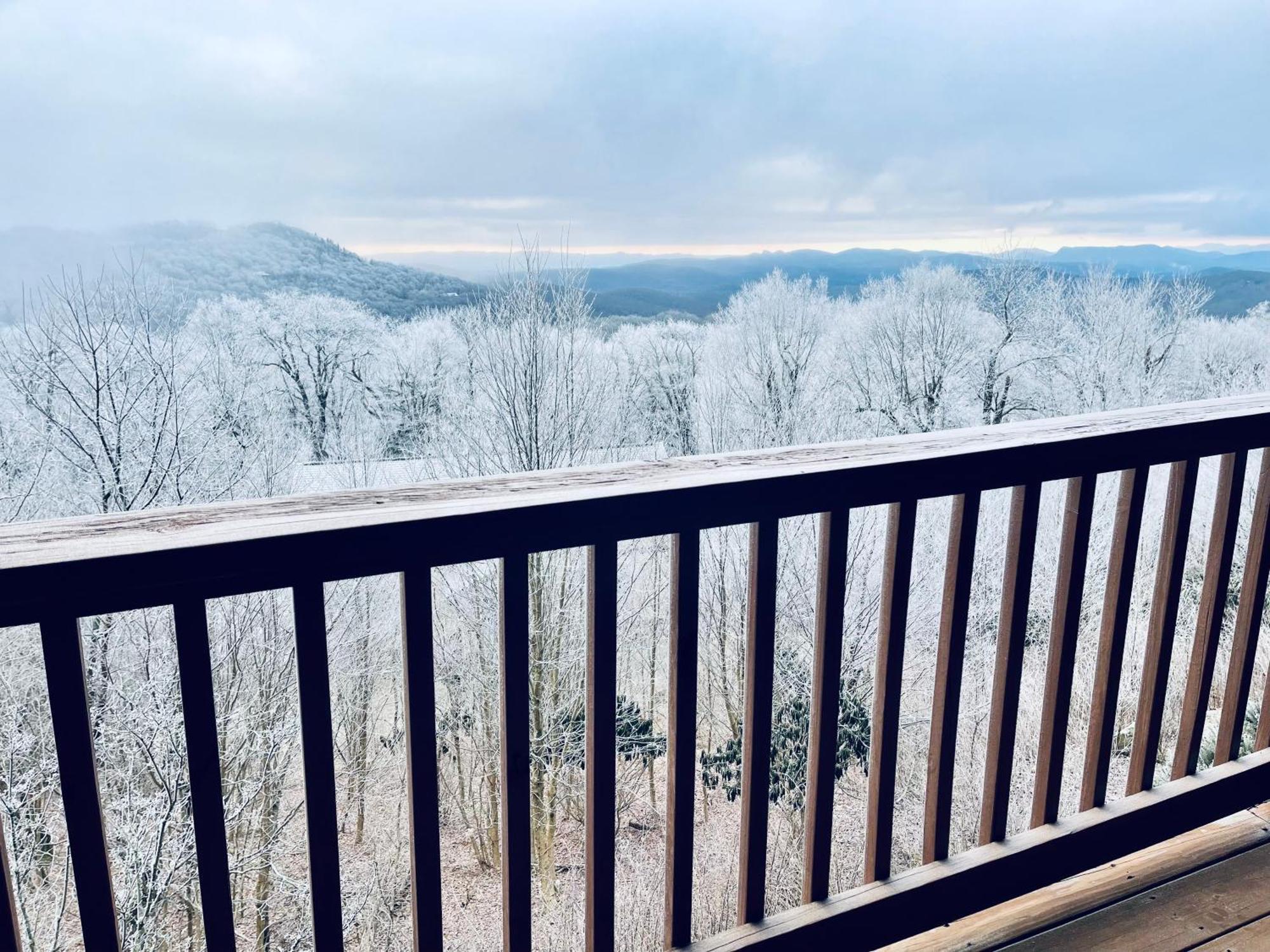 Bucket List Views Sugar Mountain Private Condo - 2Bed, 2Bath, Sleeps 6, Panoramic Views Of Mountains From Large Deck, Short Drive To Shopping, Restaurants, Cafes & Banner Elk Town المظهر الخارجي الصورة